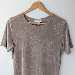 Vintage Floral Slinky Taupe T-Shirt